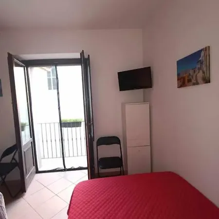Διαμέρισμα Desiree's - N 2 Con Bagno Privato E Balcone *